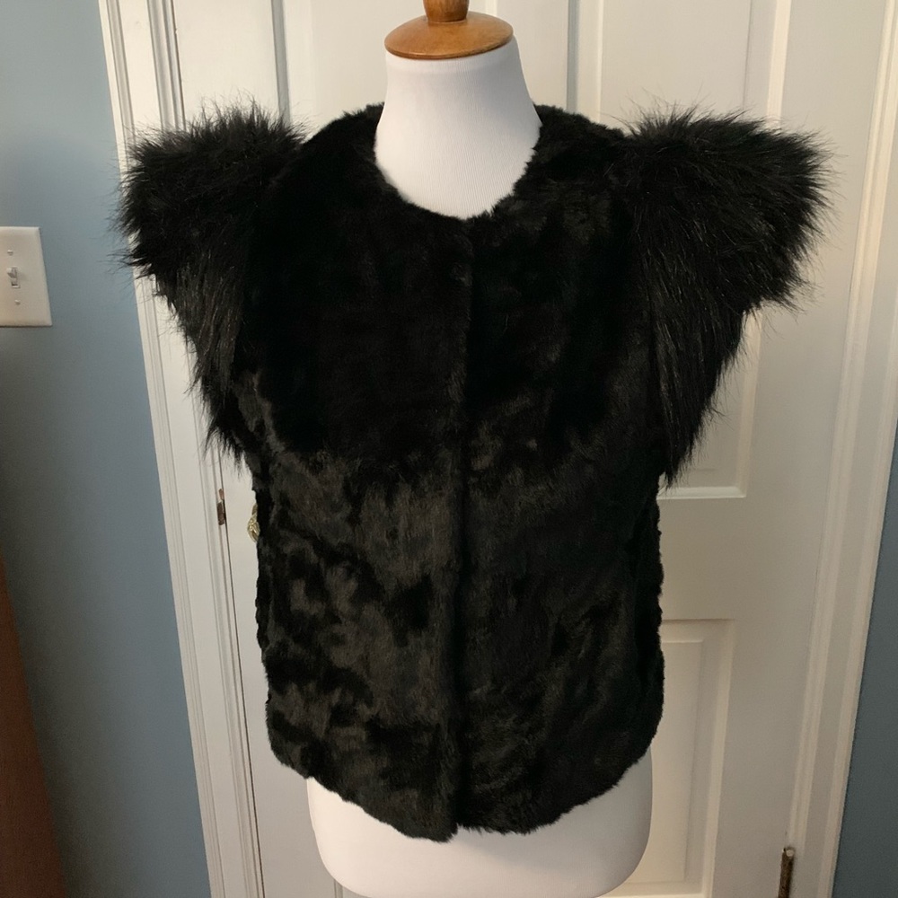 NWOT Skaist Taylor x Target Faux Fur Vest